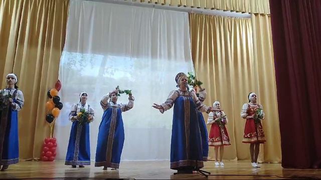 Танцевальный коллектив "Фантазия"- "Матушка земля".  9 мая 2024 год