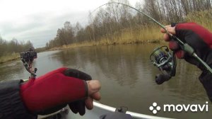Мормышинг с лодки.