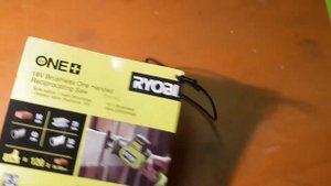 RYOBI ONE+ HP RRS18C-0- Компактная сабельная пила