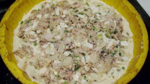 Заливной пирог с консервированной рыбой