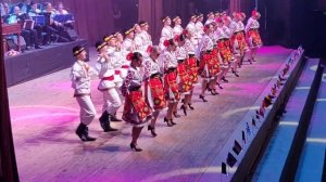 Хор имени Г. Веревки - Молдавский народный танец "Сербеторяска"