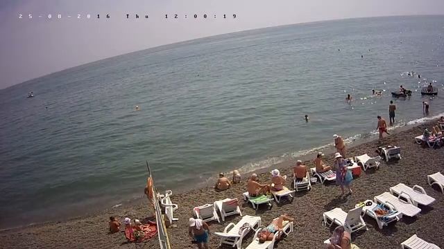 Вебкамера "Пляж Дубны". Запись 25.08.2016 12:00:16 смотреть онлайн