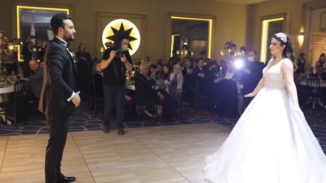 Çakal Çökerten Zeybeği - Fatma & Serhat Anılır смотреть онлайн