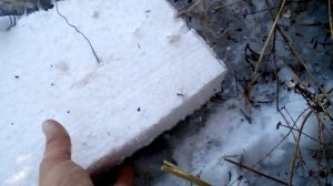 Колодец-отдушина для пруда на участке в зимний период