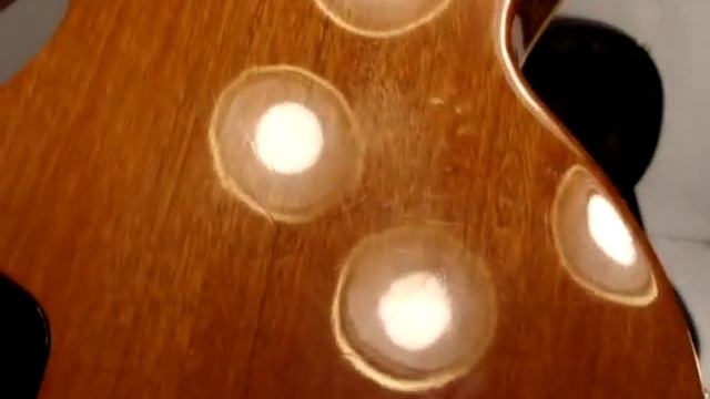 2004 Gibson Les Paul Classic Goldtop Detailed смотреть онлайн