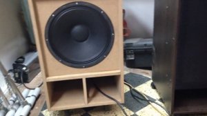 Профессиональный динамик Beyma 15MI100