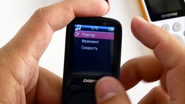 Три MP3 плеера от Digma - B4, T4 и S4 смотреть онлайн