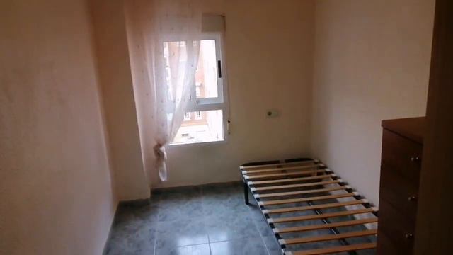 АРЕНДА: 3-к. квартира в Валенсии, 500€ в месяц. Квартиры в Испании у моря.