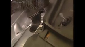 How to Remove and Install the Windshield Wiper System on a Mercedes-Benz Viano (W639)