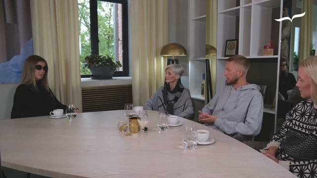 Герои города. Модельное агентство «Олдушка».