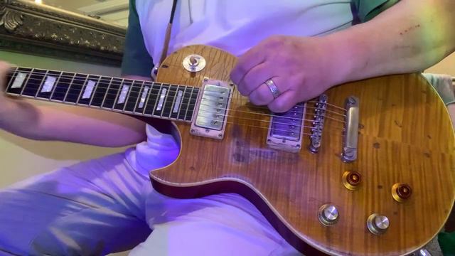 Harley Benton, Greeny Moore смотреть онлайн