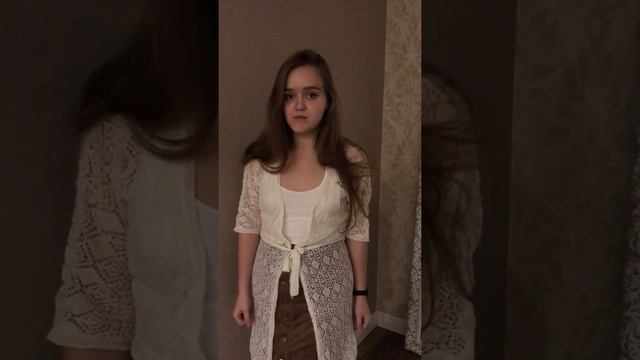 Ульяна Эйсмонт читает стихотворение Марины Цветаевой «Ошибка» смотреть онлайн