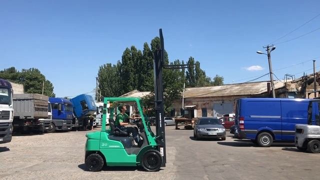 Дизельный вилочный автопогрузчик Mitsubishi FD20T-F18C с мачтой вагонник для работы в контейнерах