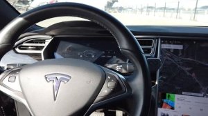 Tesla Model S 2017 года выпуска