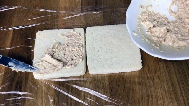 Трамедзини: треугольные бутербродики. Популярные мягкие бутерброды из Итальянской кухни смотреть онлайн