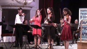 Vivaldi, Concerto for four violins, Part 1