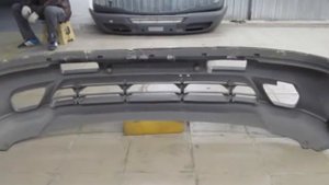 Передний бампер Мерседес Вито 638 Mercedes Vito W638 a6388800570 6388800570