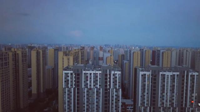 Xi'an, China rooftops from a birds eye perspective смотреть онлайн