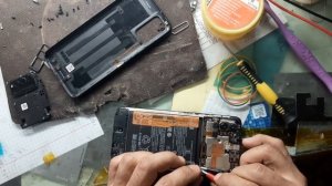 Redmi 9T не включается и не заряжается