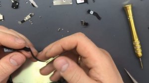 iPhone 7 - Не работает кнопка Home, оторван шлейф на дисплее.