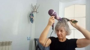 Как подстричь себе чёлку