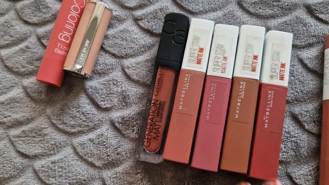 Инвентаризация косметики 🖊 // Вся моя декоративка в одном кадре 🩷 смотреть онлайн