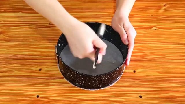 Простой рецепт МЕДОВОГО ПИРОГА. Готовится очень быстро и просто! смотреть онлайн