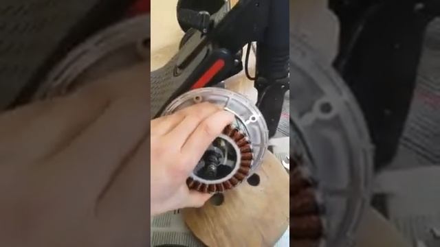 Проверка состояния моторколеса ninebot es4