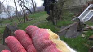 Сложили фундамент из камня, Песчаная подготовка под Плиту, Завели Водопровод и Каналию в дом.