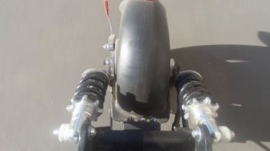 Работа заднего амортизатора Электро самоката Speedway Mini 4. (другой ракурс)