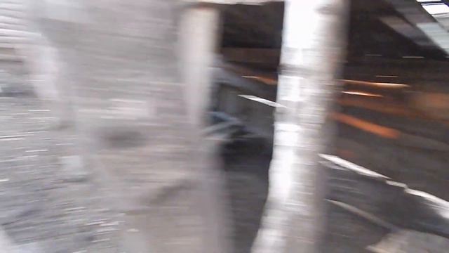 ПОРОСЯТА ИЗ ТРУЩОБ. ЗА ПЯТЬ ЛЕТ ПОСТРОЙКИ ПРЕВРАТИЛИСЬ В РУИНЫ. смотреть онлайн