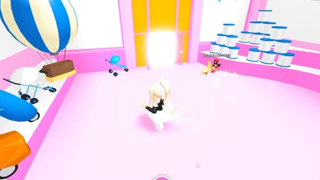 ЧЕЛЕНДЖ С МАШКОЙ УБИВАШКОЙ я в Адопт Ми – Угадай подарок что бы его получить - Roblox Adopt Me смотреть онлайн