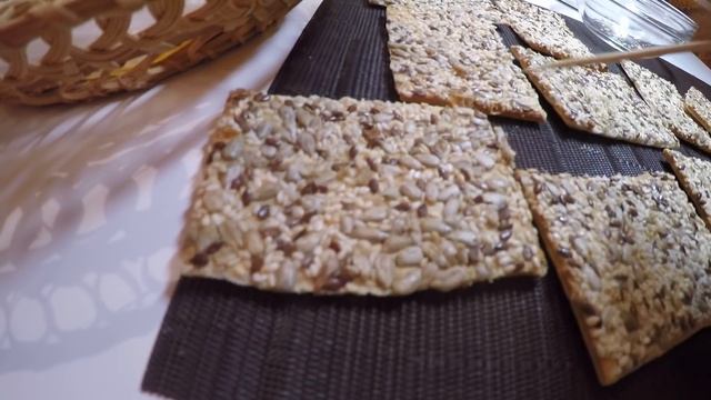 Магазин Доярушка Николаев Черви в печенье "Зерновое" 28.10.2018 смотреть онлайн