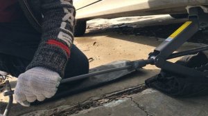 Домкрат EDE20. Часть 3: Подъем и опускание автомобиля.