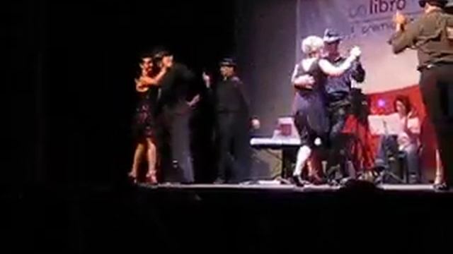 Rossotango al Manfredi con la "Punalada" смотреть онлайн