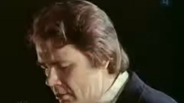 Юрий Гуляев Горячий снег смотреть онлайн