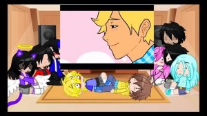 Aphmau and Freinds react ❤️First reaction vid?