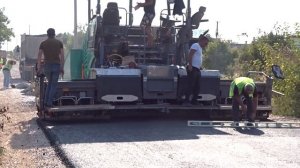 Укладка асфальта на улице Центральная село Софиевка Гвардейское Крым 23 сентября 2020 год