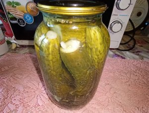 Маринованные огурцы с горчицей
