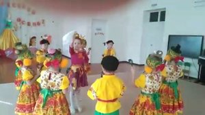 Русский народный танец с ложками