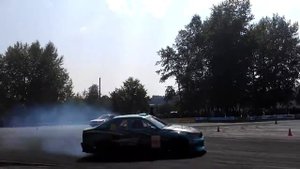Drift Toyota Cresta and Toyota Altezza. Crash