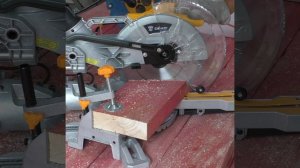 Торцовочная пила DEKO DKMS2200-255 Laser 063-4218