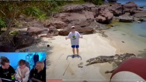 ЕГОРИК смотрит видео про остров (1) / егорик остров