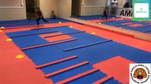 Учим ура маваши с разворота в прыжке. Learn Ura mawashi roundhouse jump.