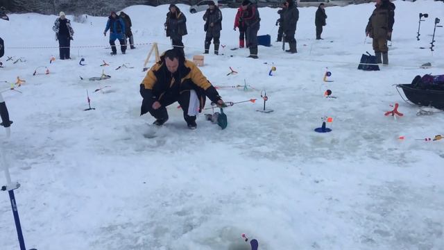 Поимки и вываживание форели - часть вторая !!! смотреть онлайн