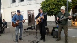 "Древнерусская Тоска" - Аквариум. Уличные музыканты на Театралке, в Калуге.