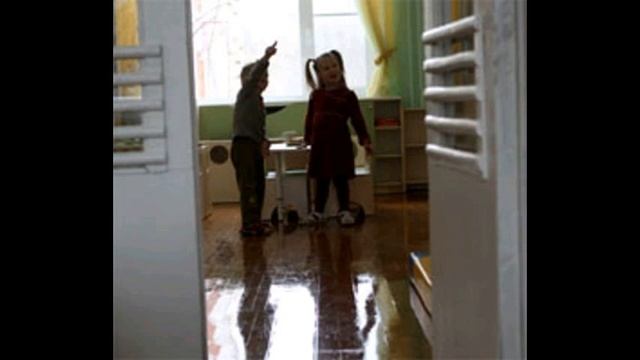 RG150417 015 Сотрудники коррекционного центра связывали де смотреть онлайн