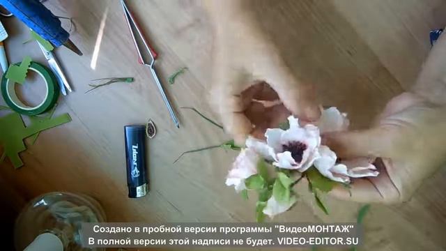 МК Заколка с цветами из фоамирана.