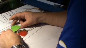 Как сделать витраж своими руками и поменять разбитое стекло в кухонном шкафу