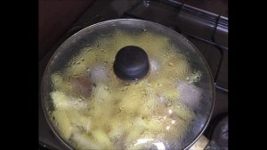 Планы поменялись. ЖАРЕНАЯ КАРТОШКА С ГРУДИНКОЙ. Просто, сытно, вкусно